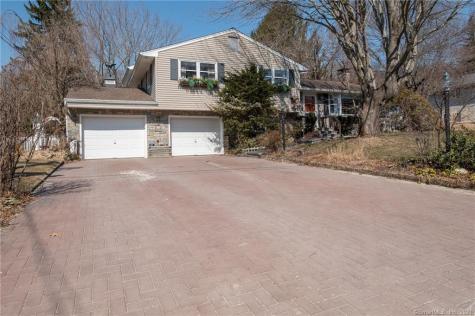 9 Rowland Drive Prospect CT 06712