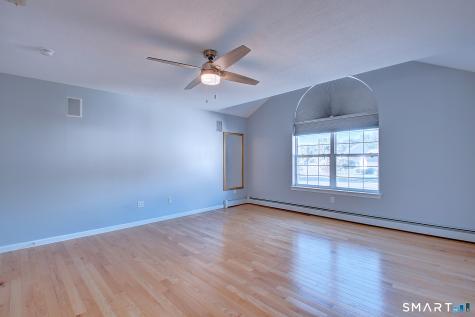 184 Rolling Green Middletown CT 06457