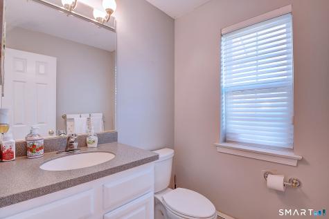 184 Rolling Green Middletown CT 06457