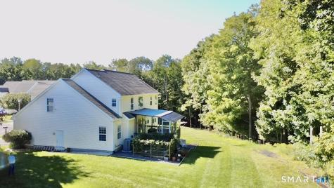 184 Rolling Green Middletown CT 06457