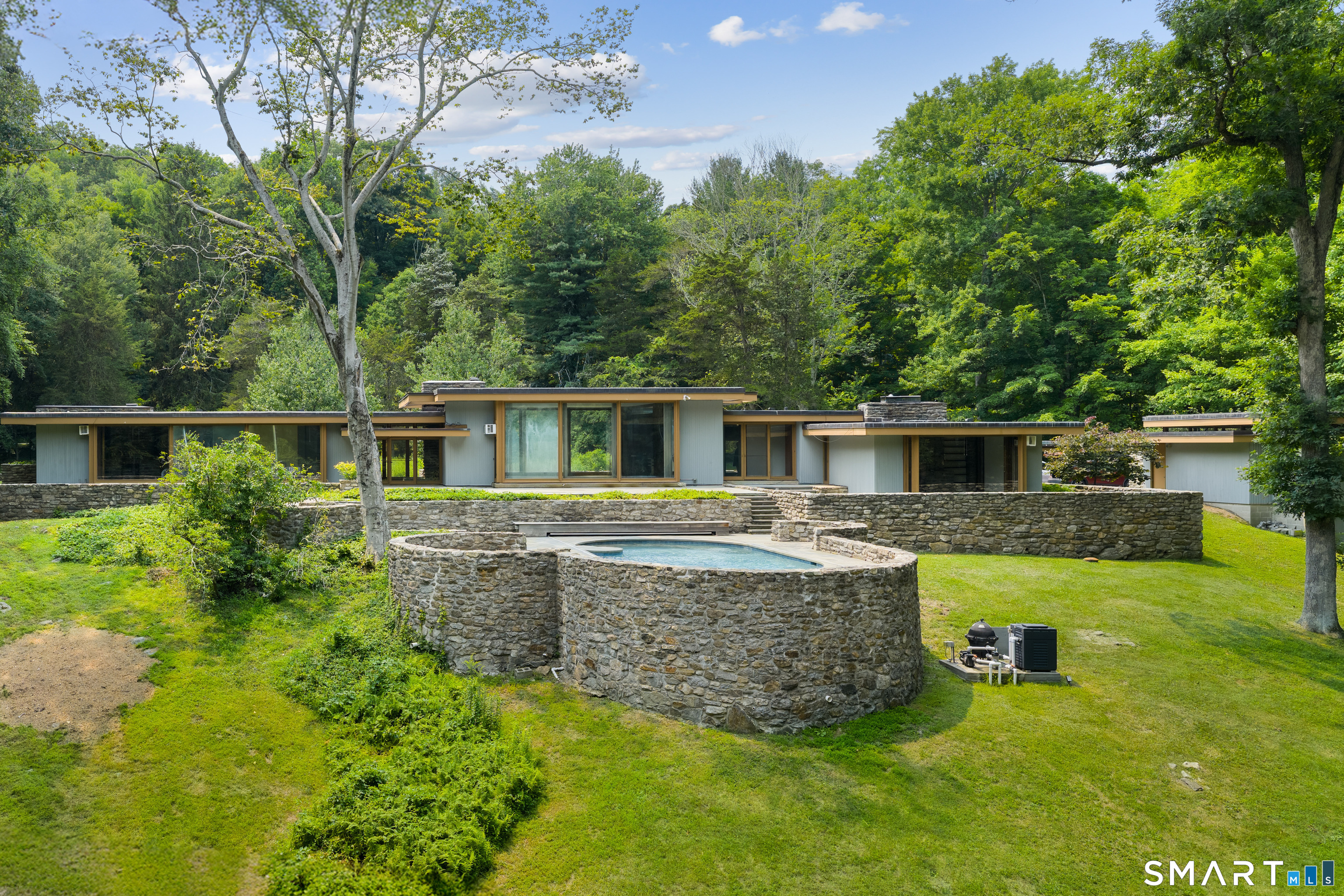 192 Cross Ridge Road New Canaan CT 06840