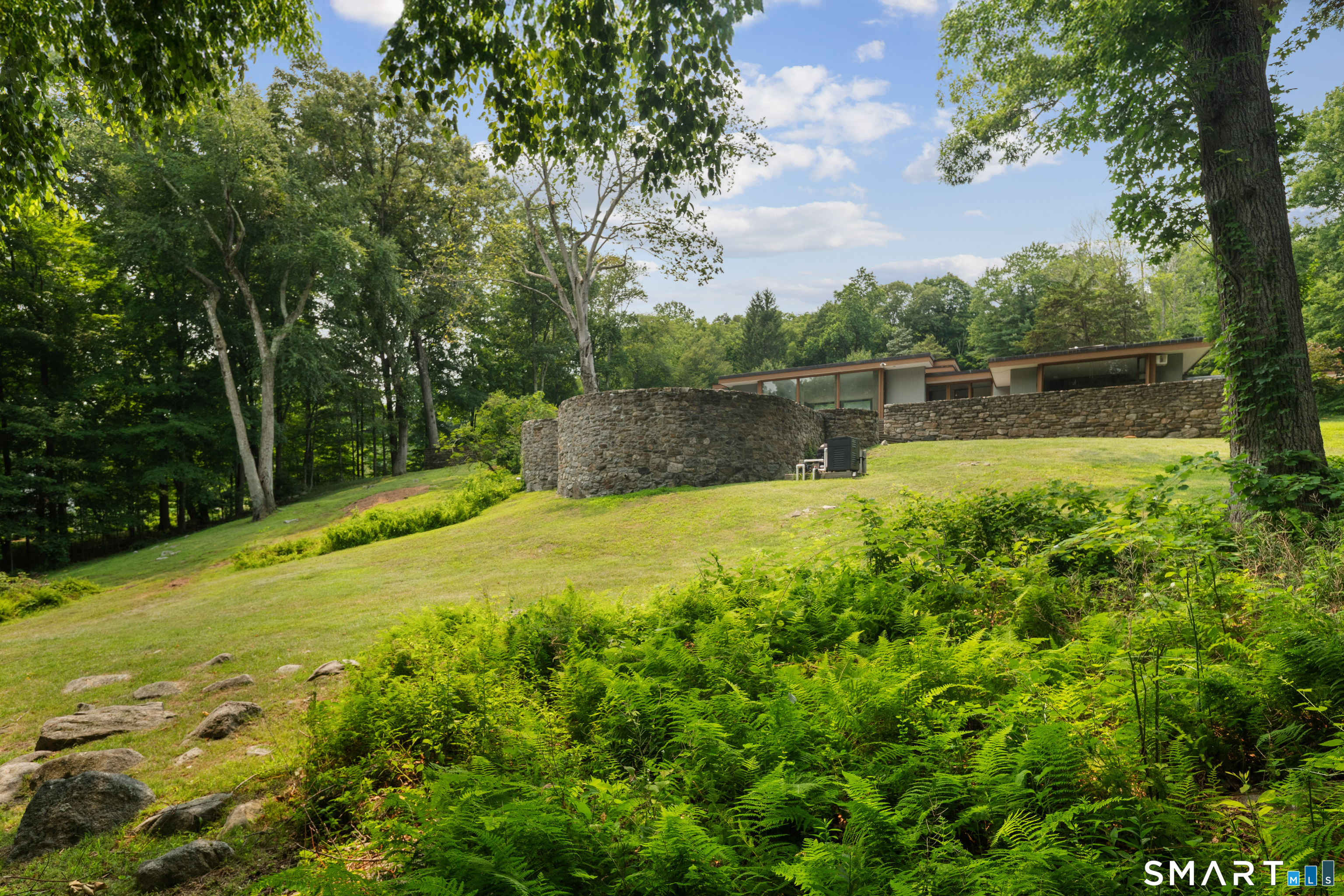 192 Cross Ridge Road New Canaan CT 06840