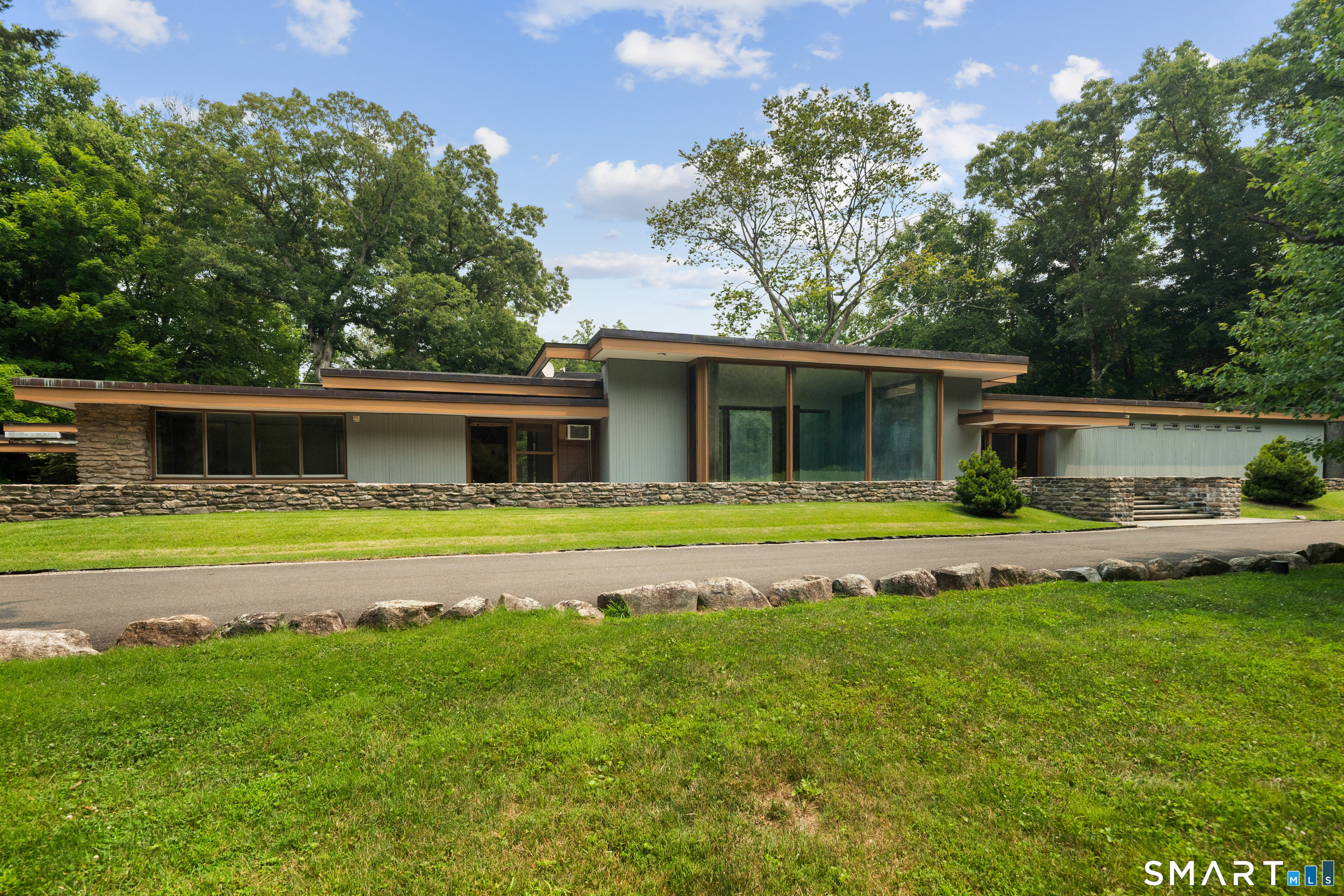 192 Cross Ridge Road New Canaan CT 06840