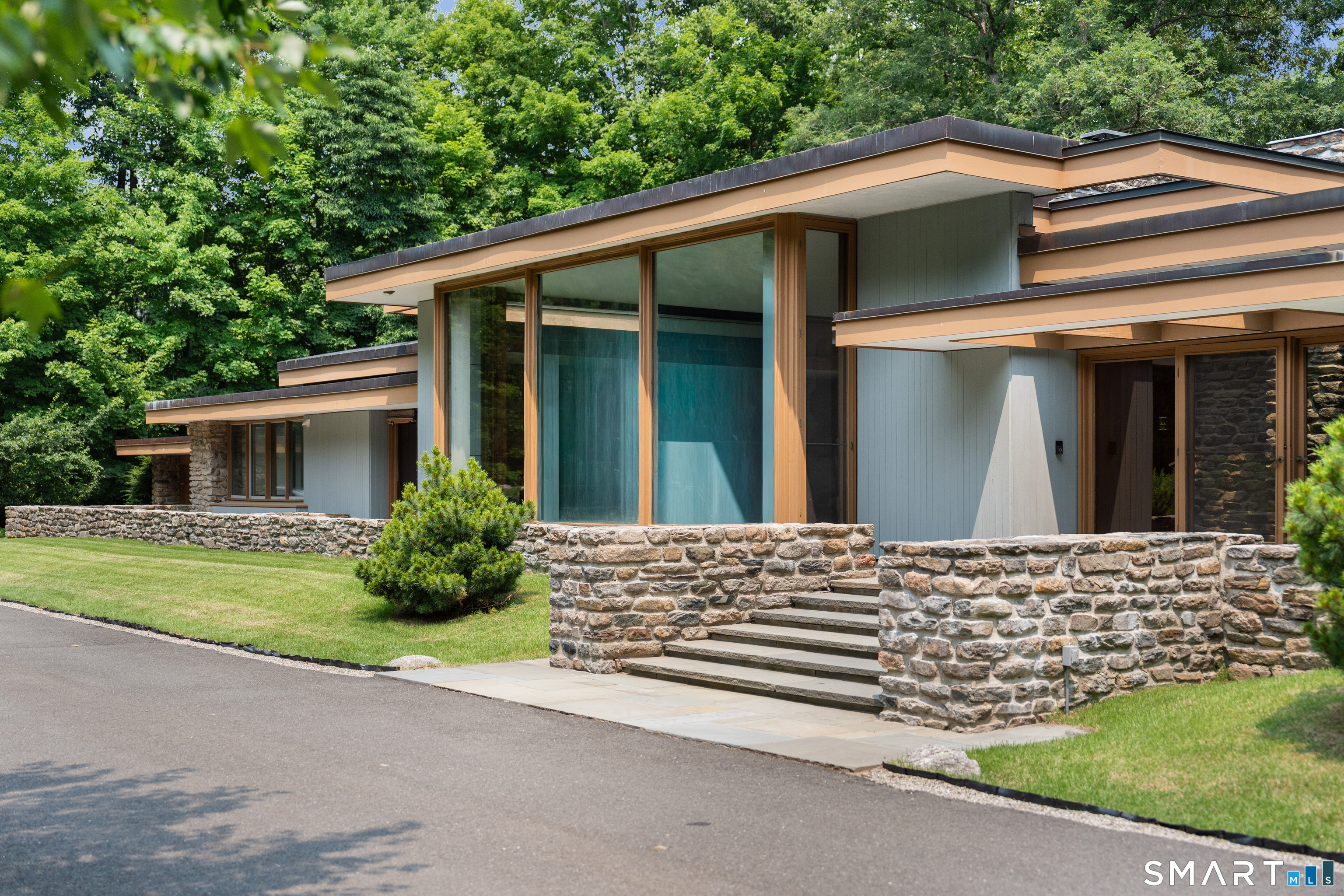 192 Cross Ridge Road New Canaan CT 06840