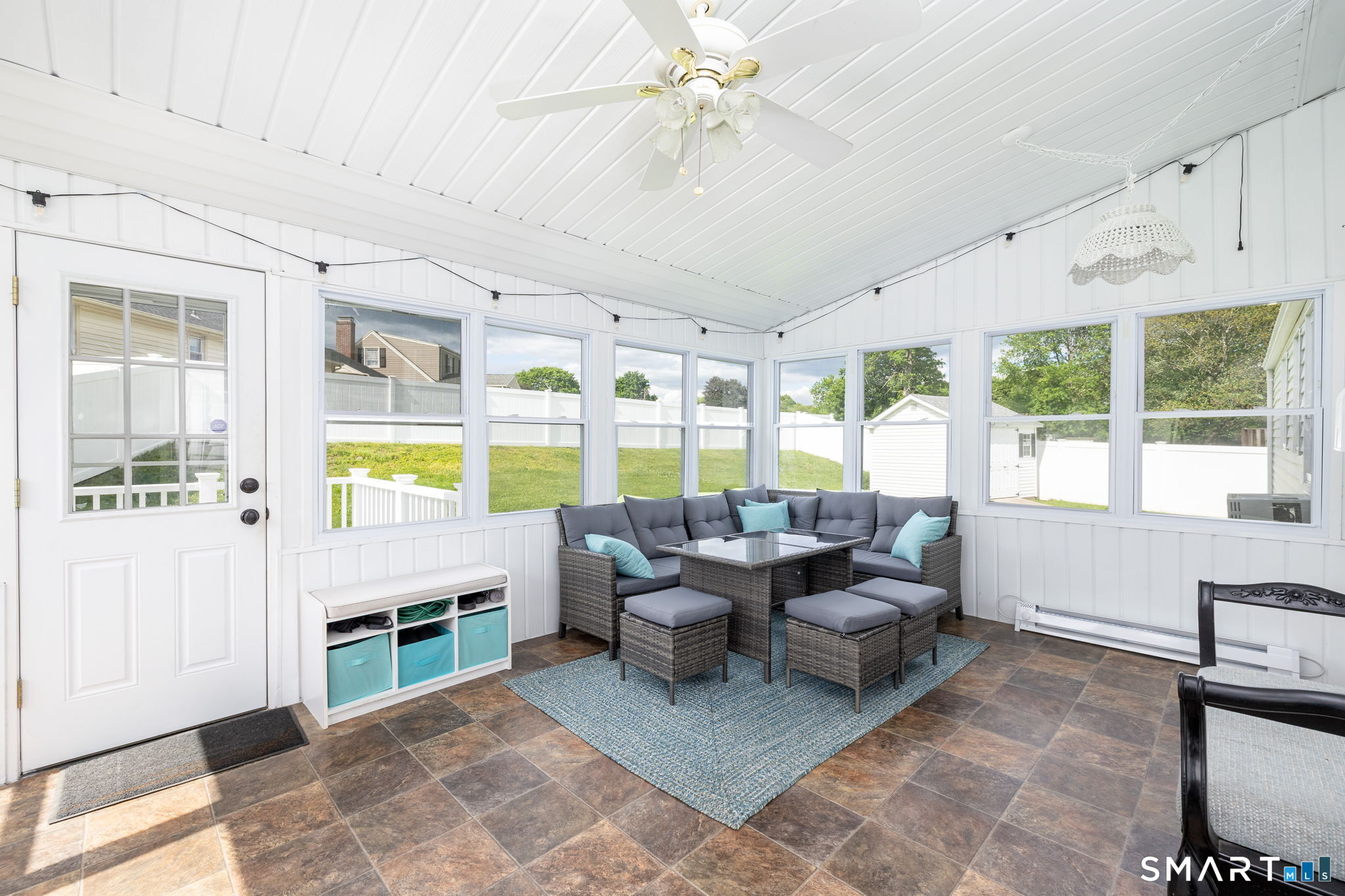14 Fennwood Circle Newington CT 06111