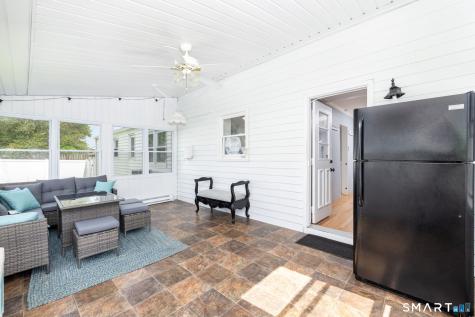 14 Fennwood Circle Newington CT 06111