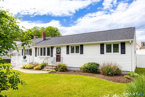 14 Fennwood Circle Newington CT 06111