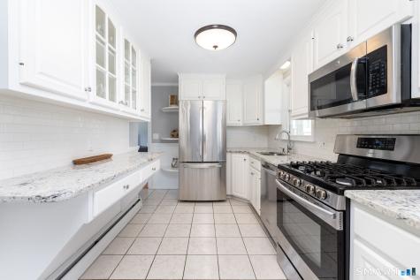14 Fennwood Circle Newington CT 06111