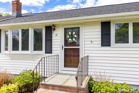 14 Fennwood Circle Newington CT 06111