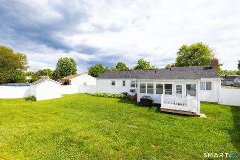 14 Fennwood Circle Newington CT 06111