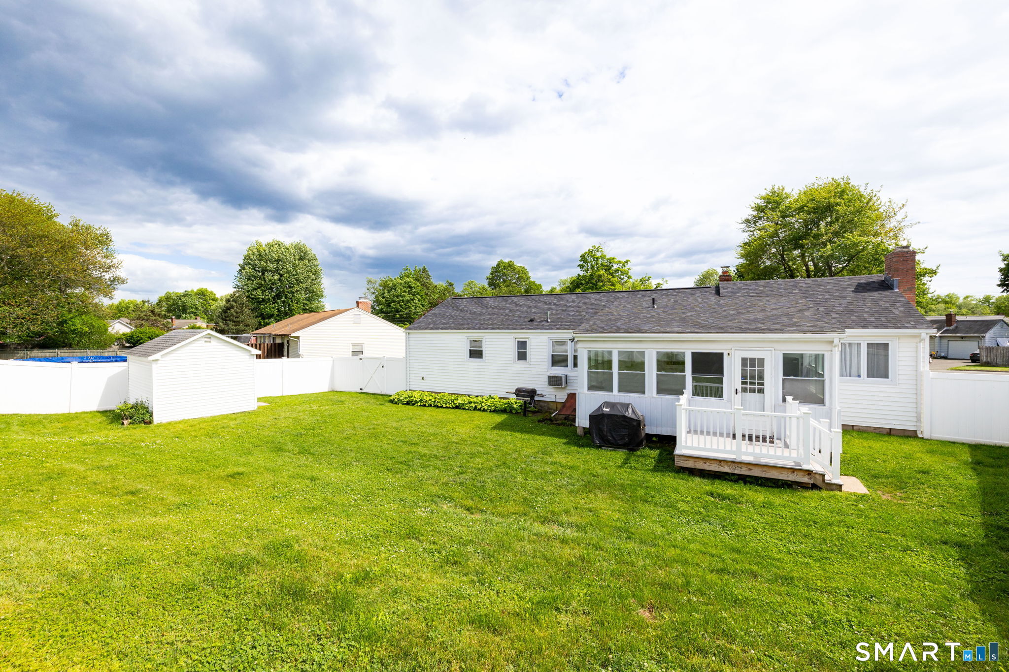14 Fennwood Circle Newington CT 06111