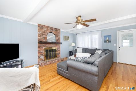 14 Fennwood Circle Newington CT 06111