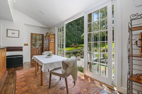 216 Hillspoint Road Westport CT 06880