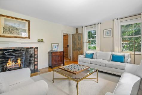 216 Hillspoint Road Westport CT 06880