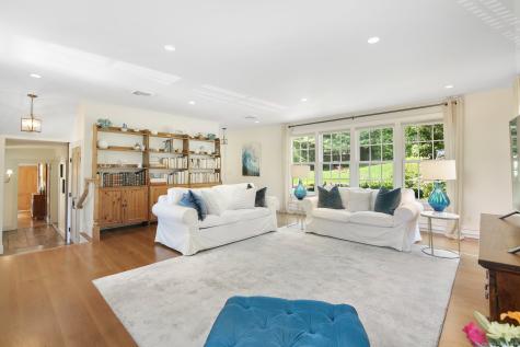 216 Hillspoint Road Westport CT 06880