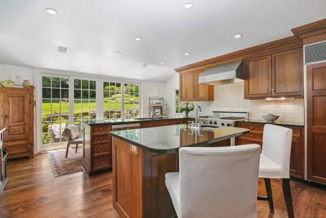 216 Hillspoint Road Westport CT 06880