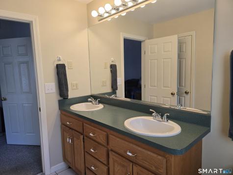 30 Commodore Hull Drive Derby CT 06418