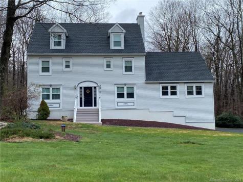 22 Smoke Rise Circle Prospect CT 06712
