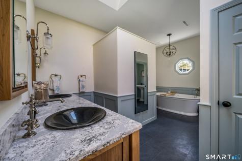 54 Bar Gate Trail Killingworth CT 06419