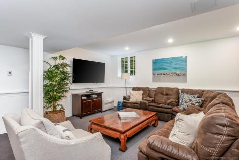 1 Fox Hill Lane Darien CT 06820
