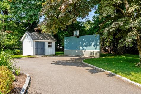 1 Fox Hill Lane Darien CT 06820