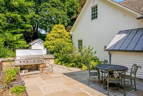 1 Fox Hill Lane Darien CT 06820