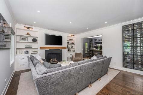 1 Fox Hill Lane Darien CT 06820