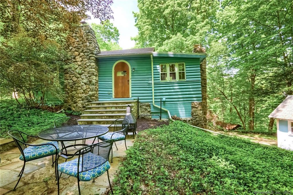228 Ball Pond Road New Fairfield CT 06812