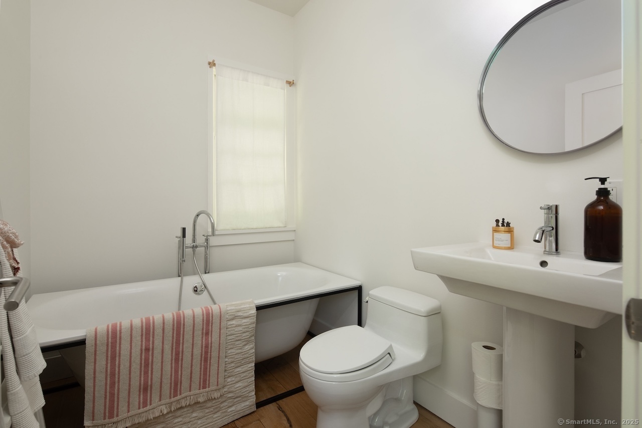 3 West Mountain Road Sharon CT 06069