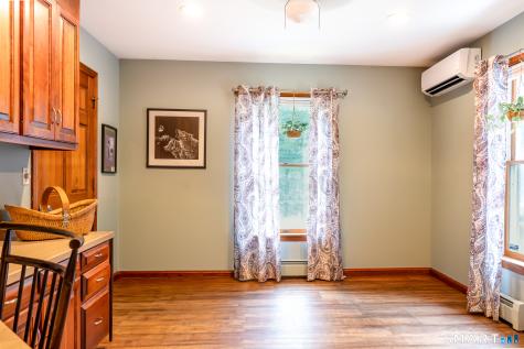 98 Dean Road East Lyme CT 06333