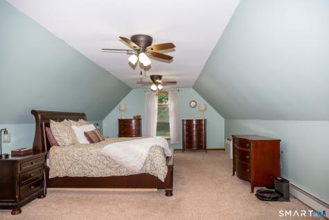98 Dean Road East Lyme CT 06333
