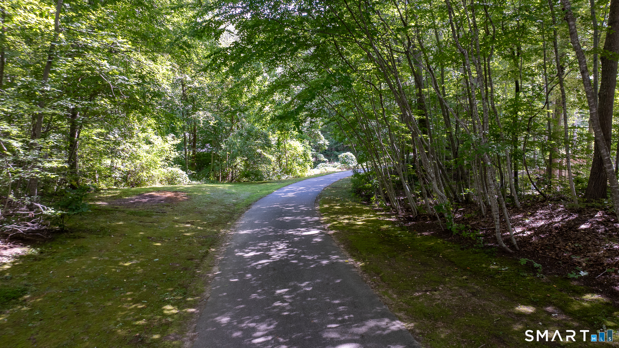 98 Dean Road East Lyme CT 06333