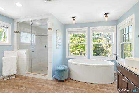 80 Anawan Avenue Middlebury CT 06762