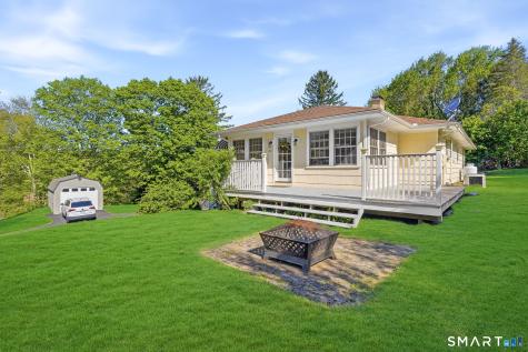 80 Anawan Avenue Middlebury CT 06762