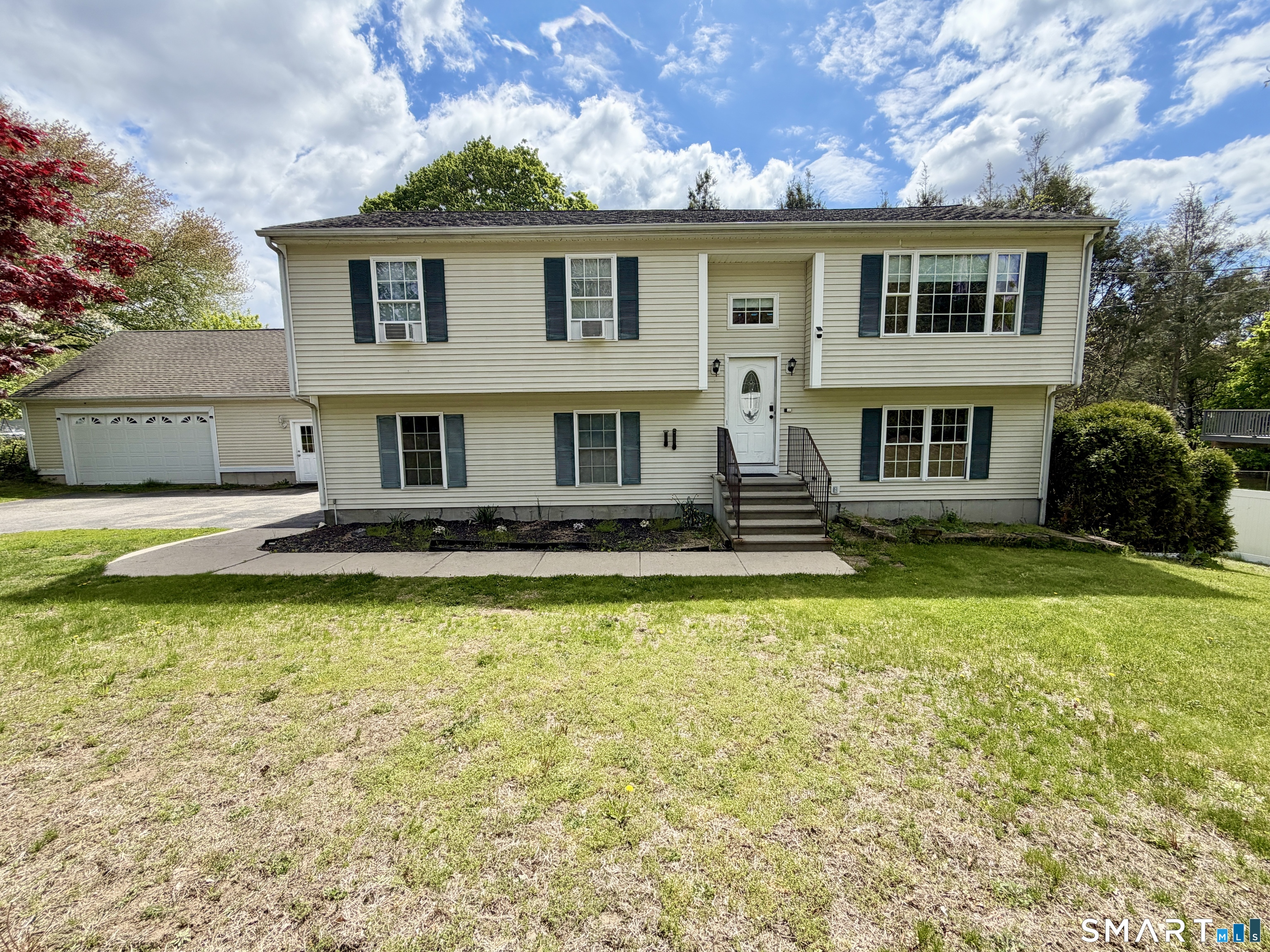 24 Quarry Street Norwich CT 06360