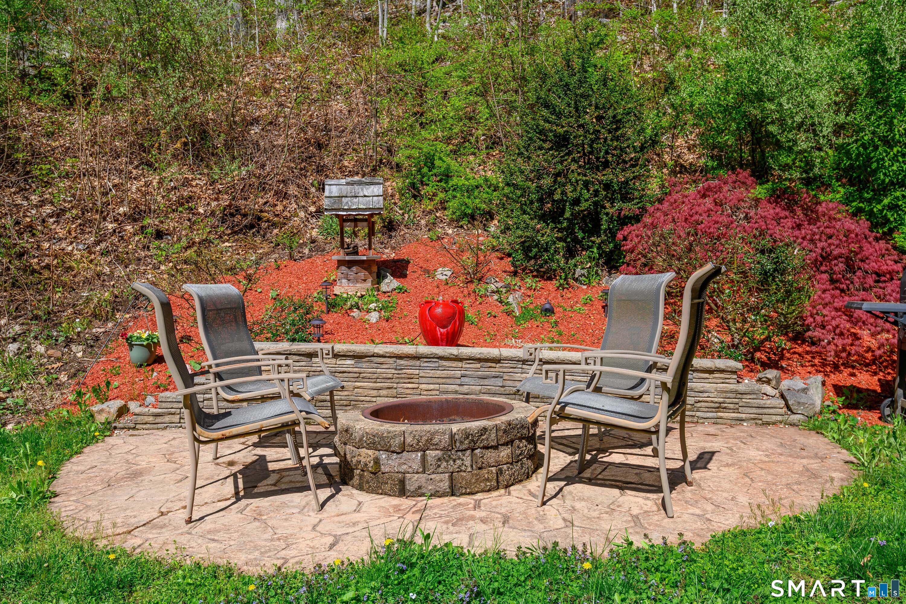 15 Hilldale Drive Southbury CT 06488