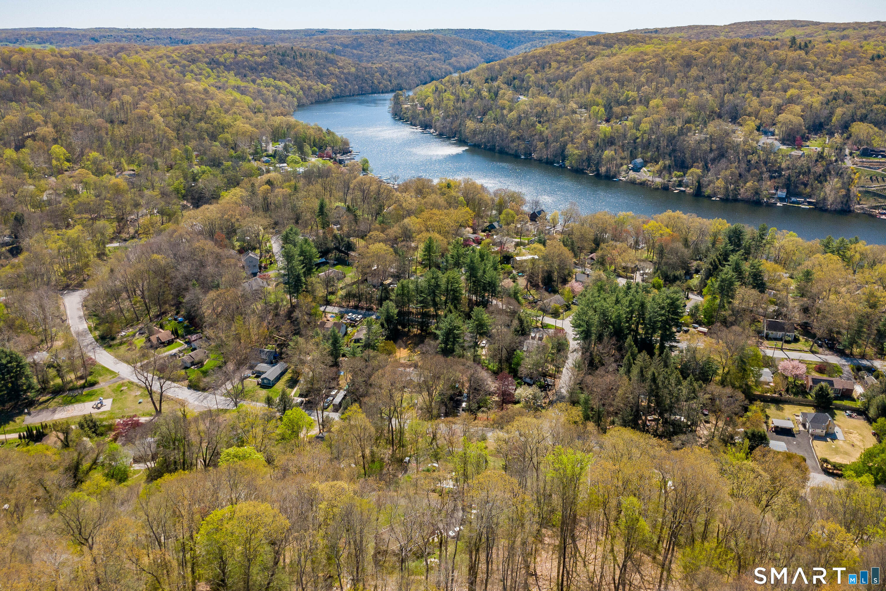15 Hilldale Drive Southbury CT 06488