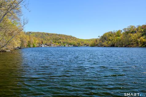15 Hilldale Drive Southbury CT 06488