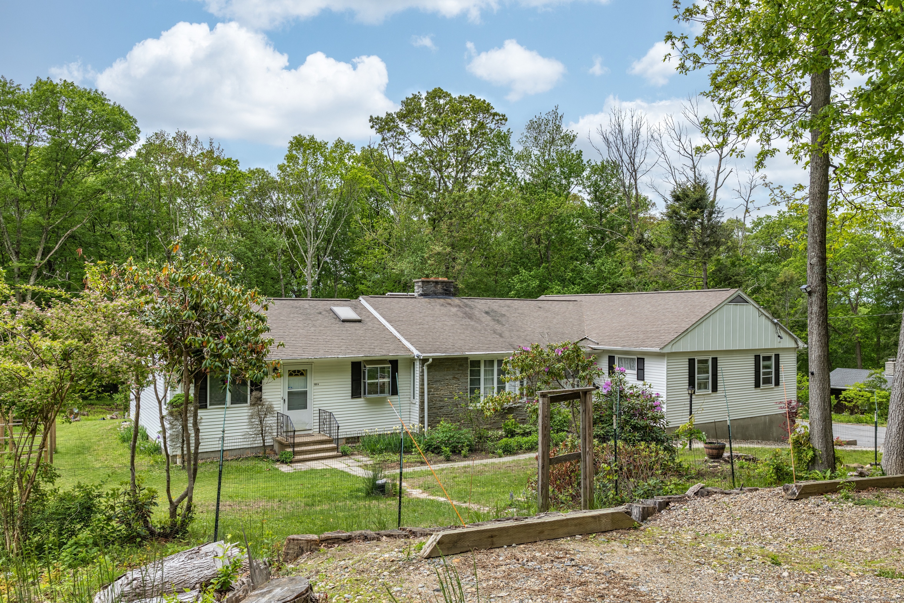 127 Separatist Road Mansfield CT 06268