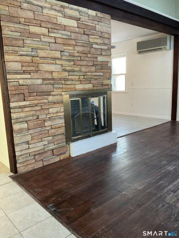 4 North Glenwoods Road Ledyard CT 06335