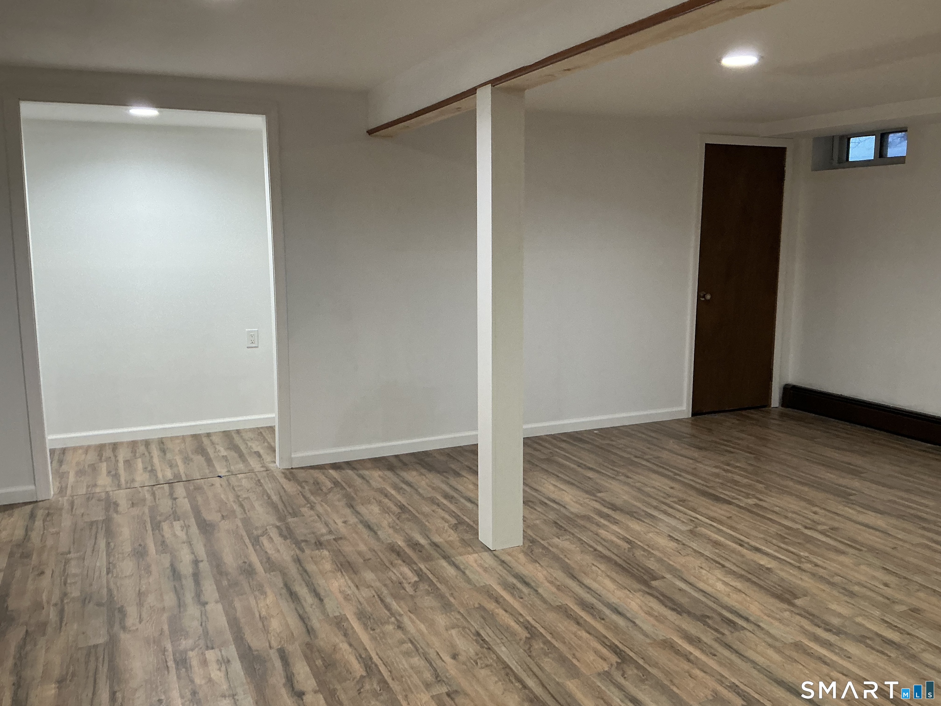 4 North Glenwoods Road Ledyard CT 06335