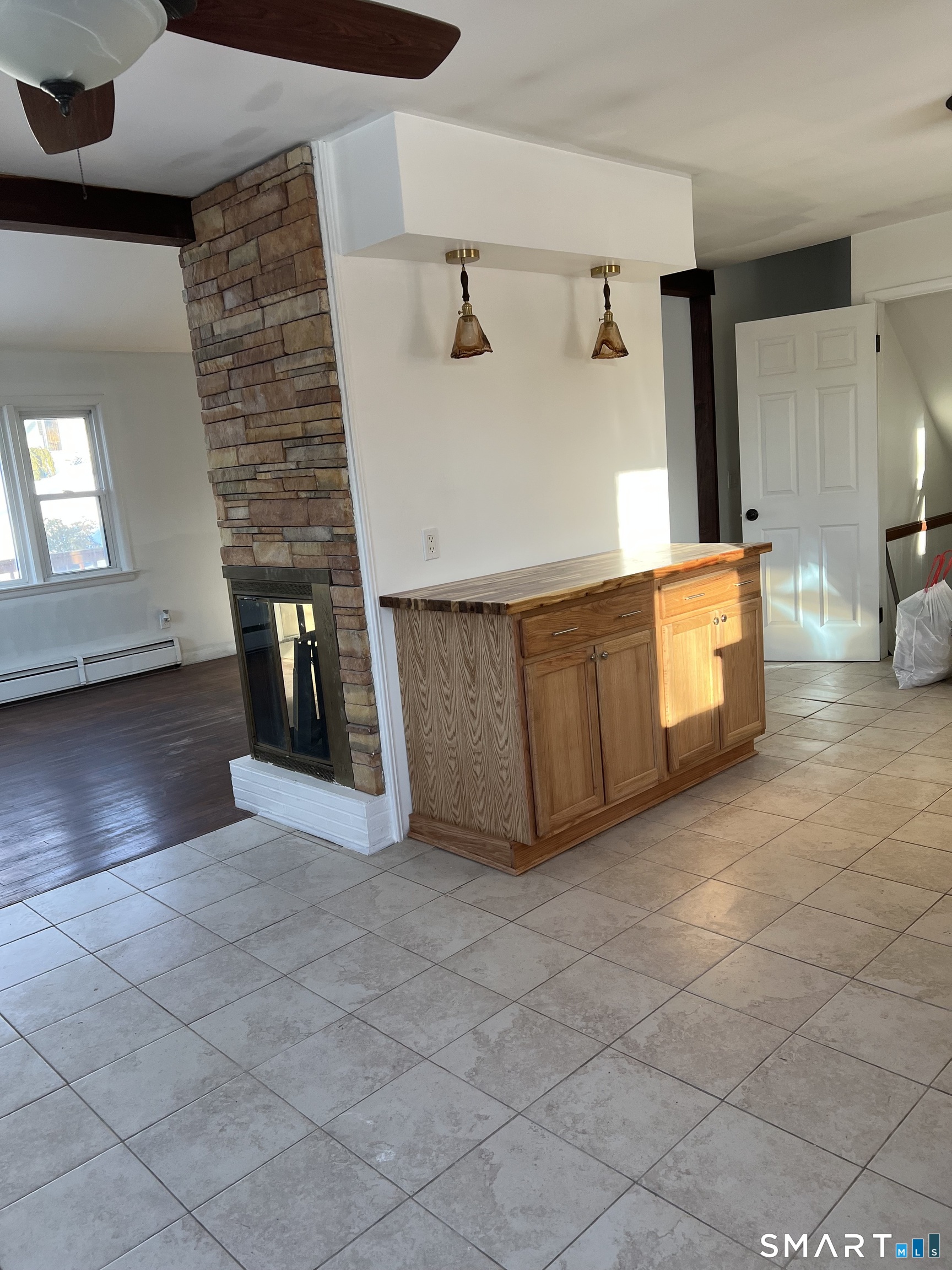 4 North Glenwoods Road Ledyard CT 06335