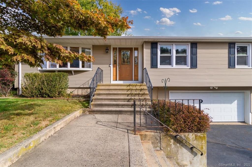 137 Salerno Avenue East Haven CT 06512