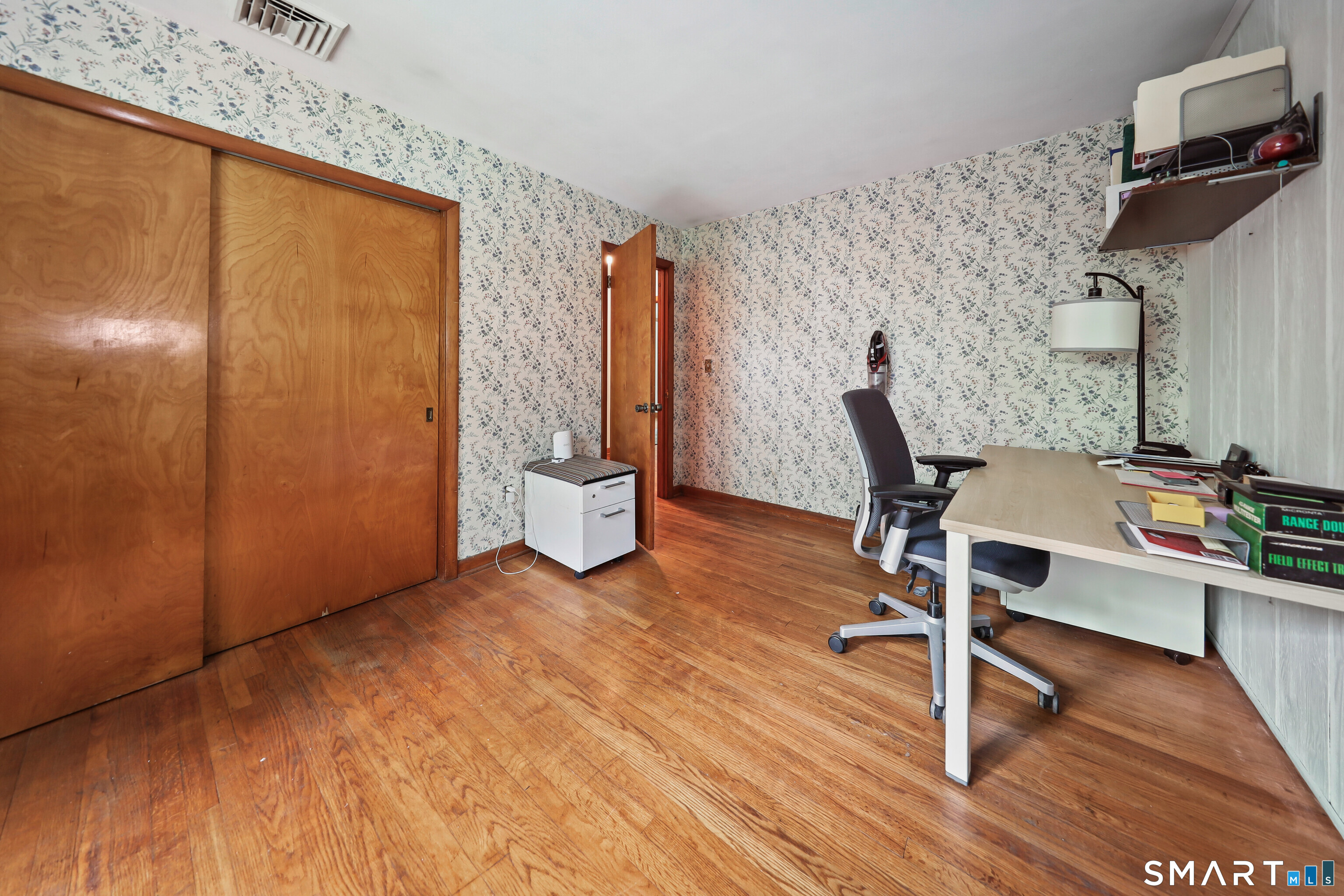 37 Anella Drive Bethany CT 06524