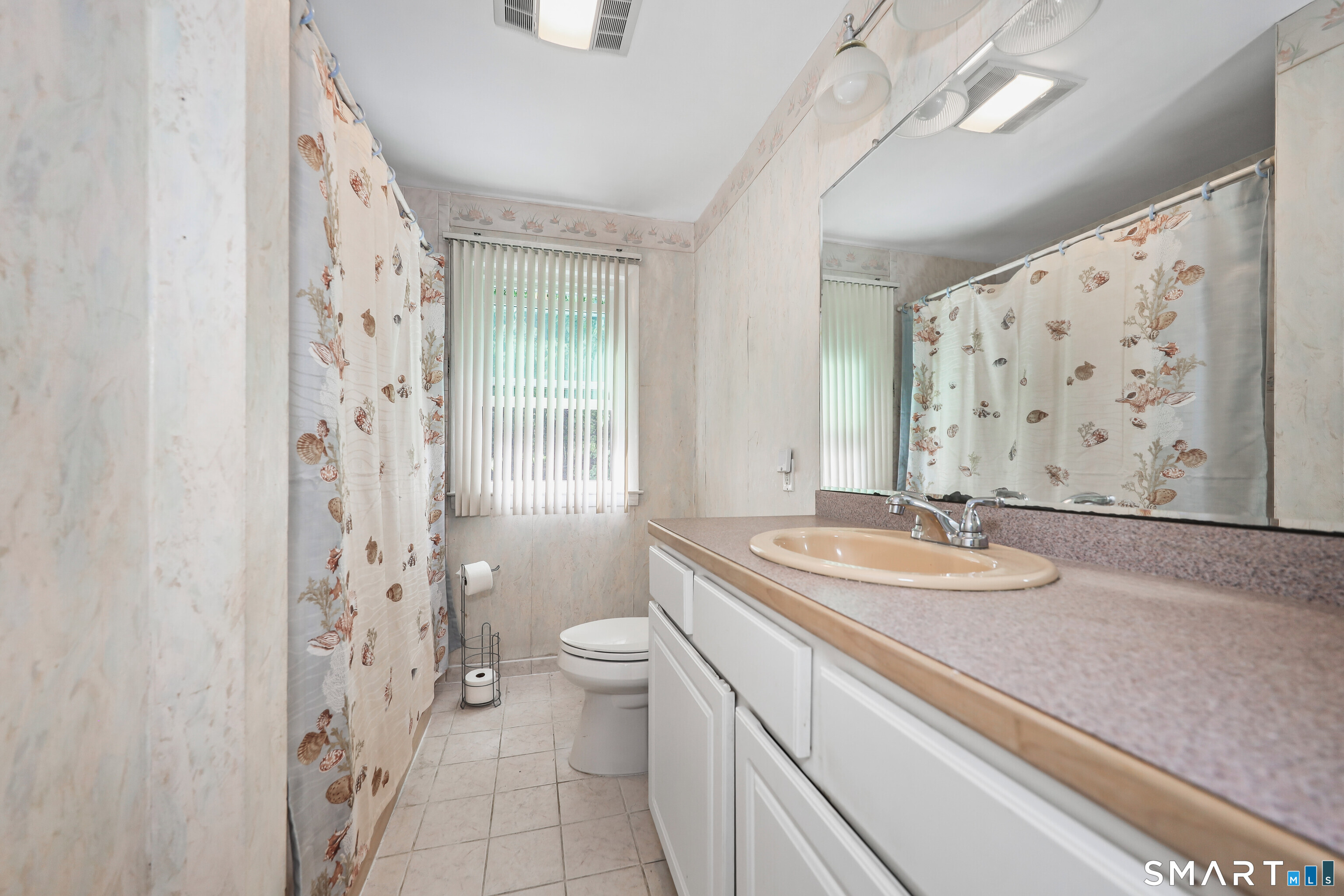 37 Anella Drive Bethany CT 06524