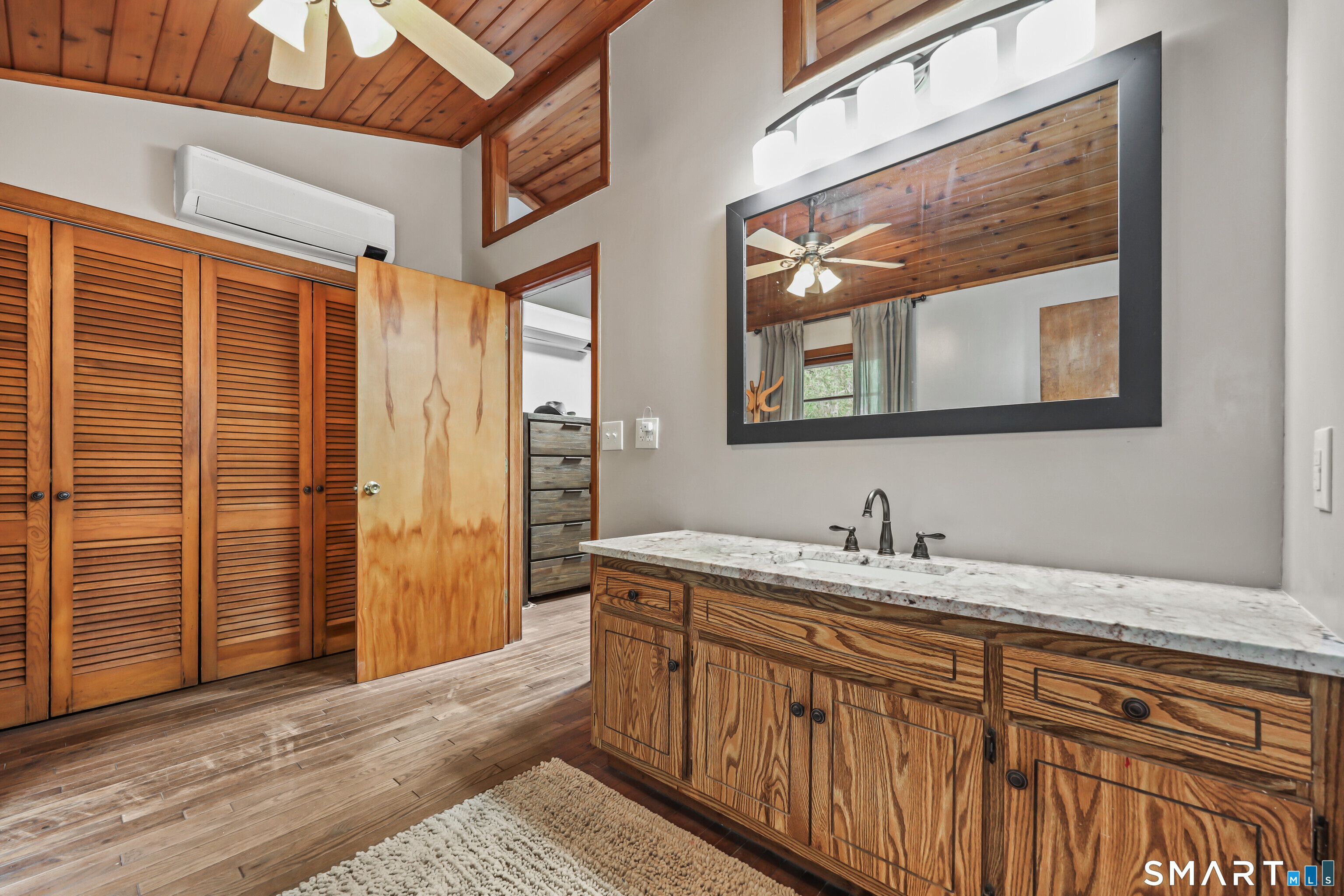 37 Anella Drive Bethany CT 06524