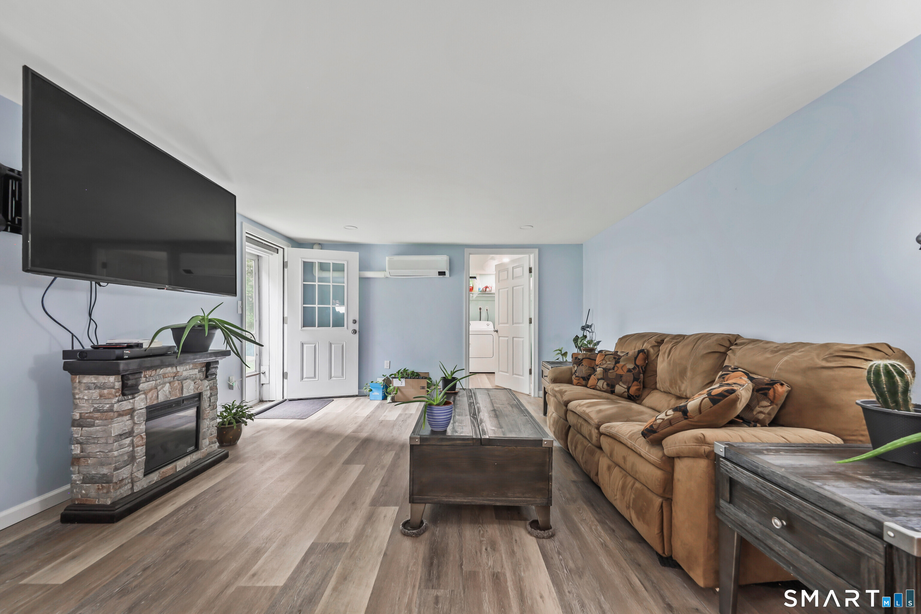 37 Anella Drive Bethany CT 06524