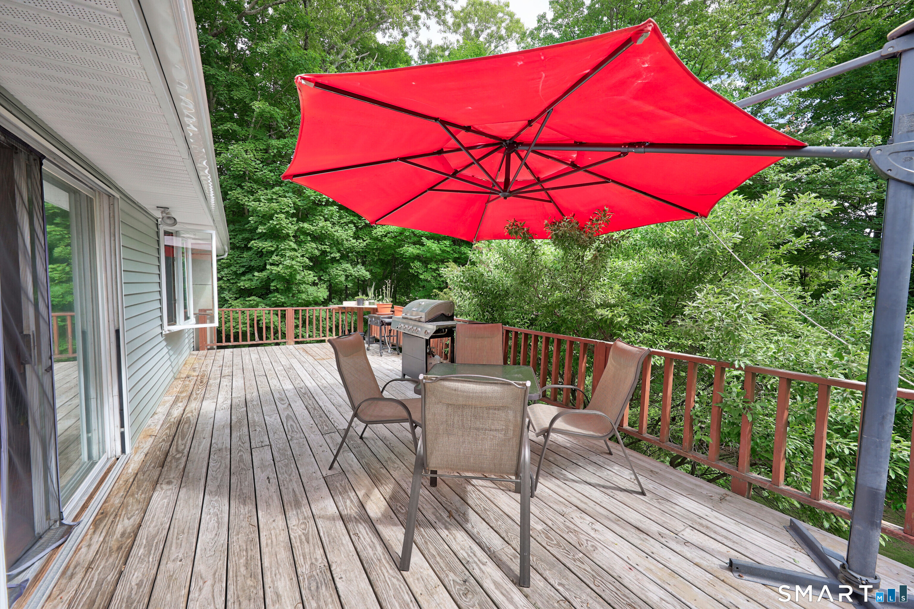 37 Anella Drive Bethany CT 06524