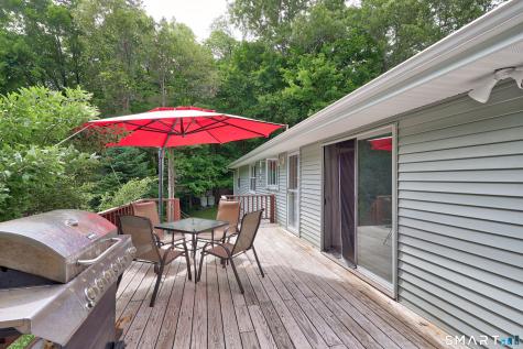 37 Anella Drive Bethany CT 06524