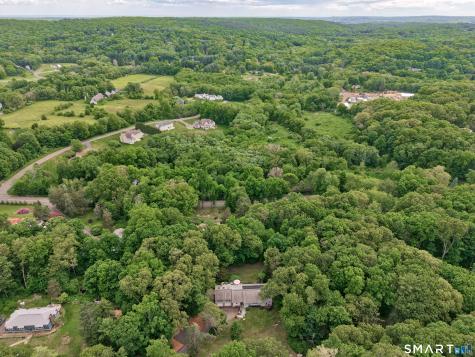 37 Anella Drive Bethany CT 06524